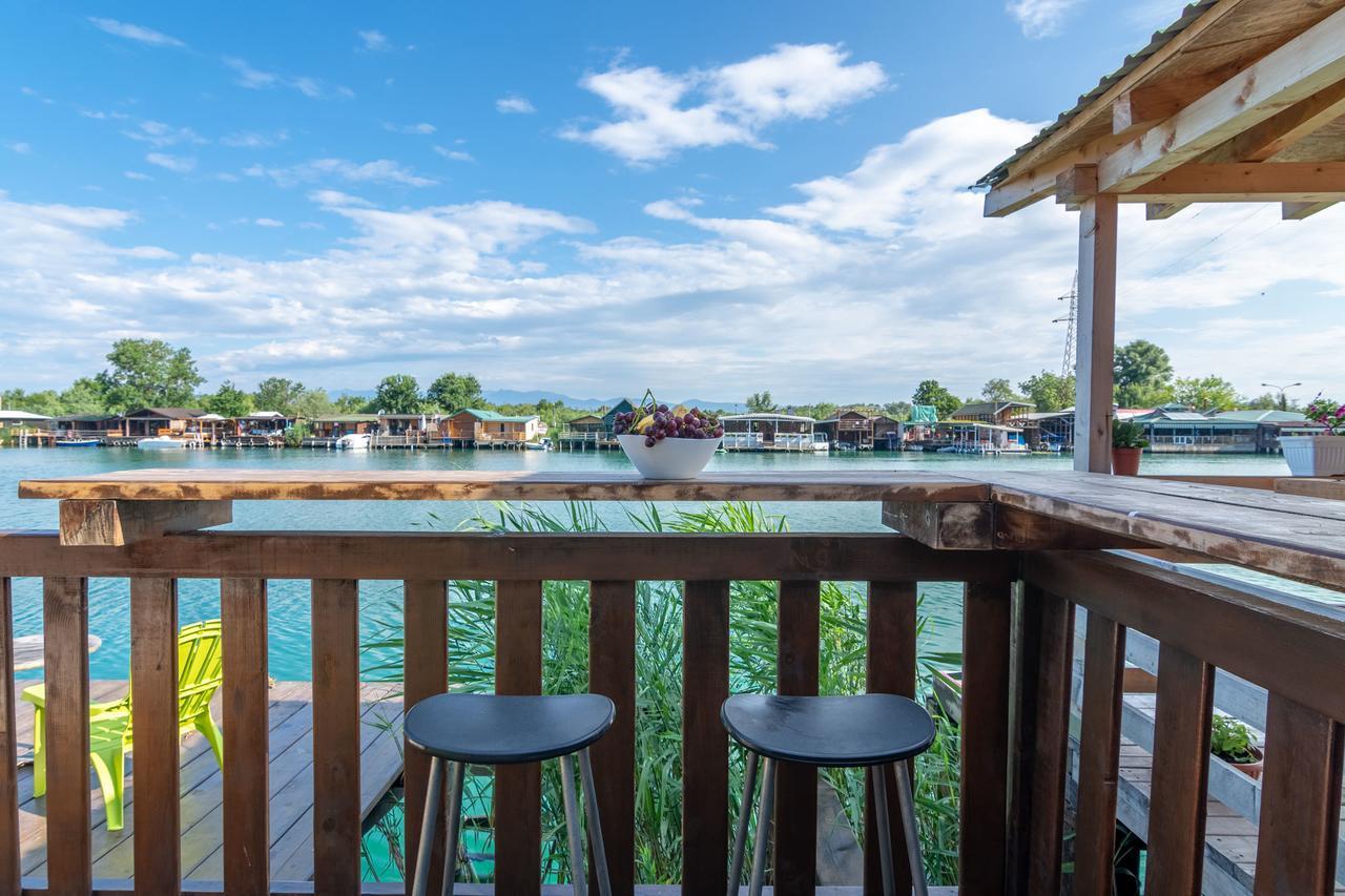 Hakuna Matata Apartments ウルツィニ エクステリア 写真