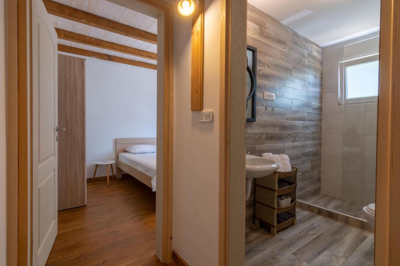 Hakuna Matata Apartments ウルツィニ エクステリア 写真