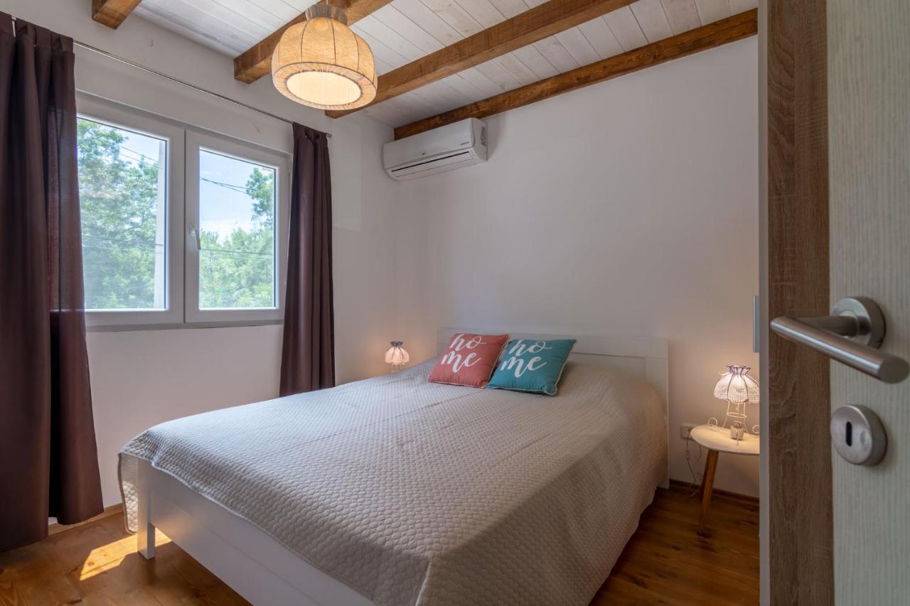 Hakuna Matata Apartments ウルツィニ エクステリア 写真