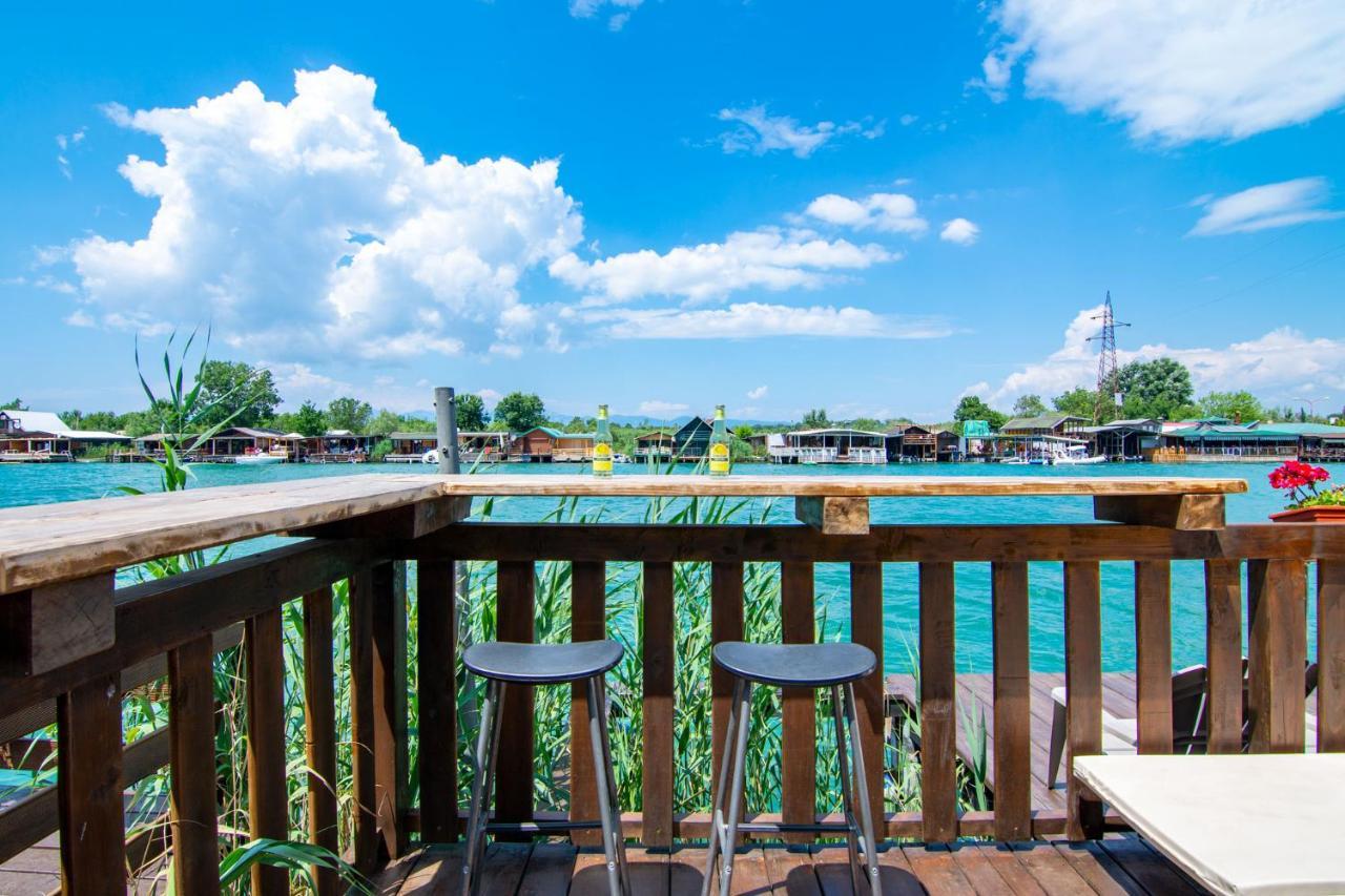 Hakuna Matata Apartments ウルツィニ エクステリア 写真